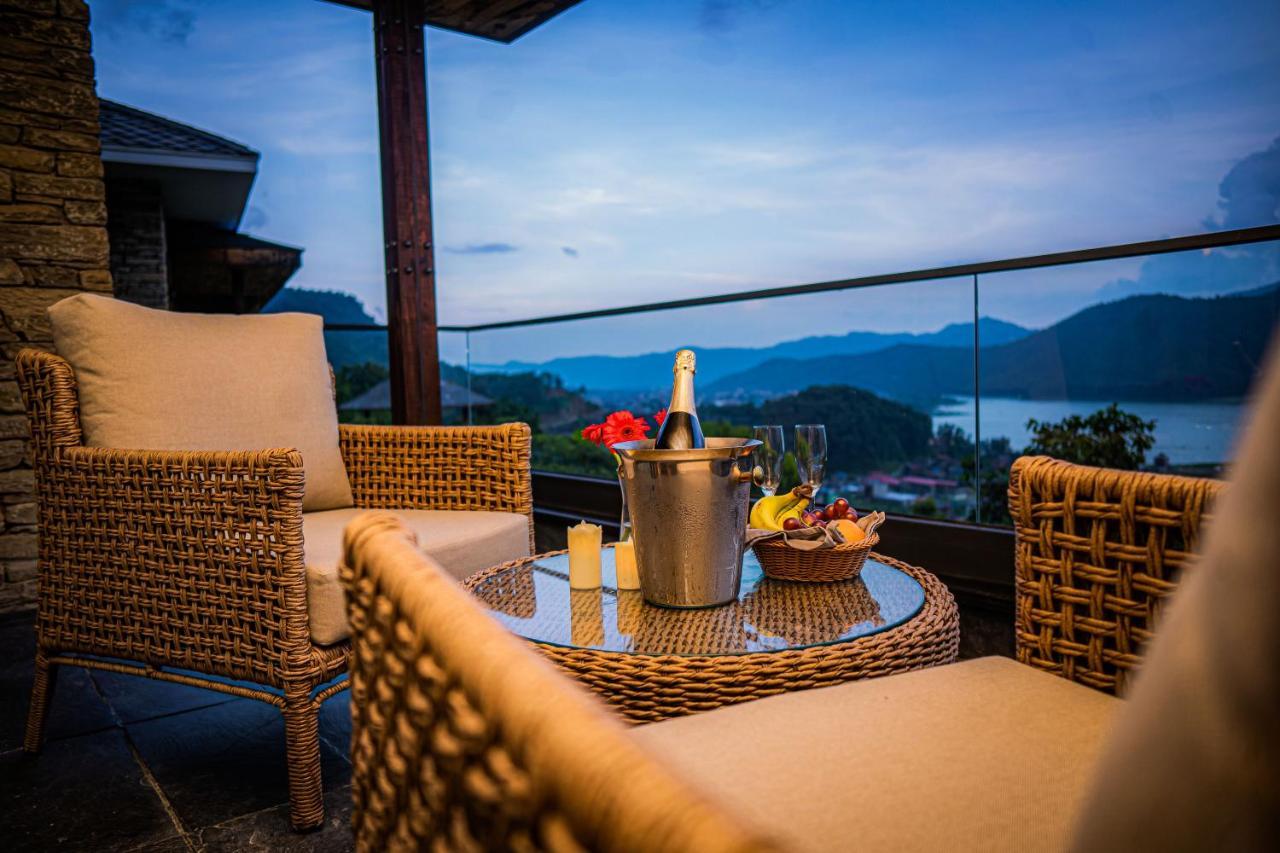 Dorje'S Resort And Spa Pokhara Exterior foto